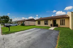 11720 SW 122nd Pl, Miami, FL 33186 - Photo 34