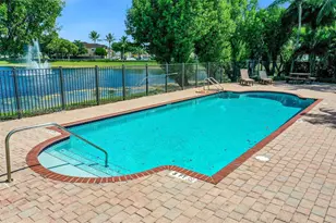 8505 SW 165th Pl, Miami, FL 33193 - Photo 16