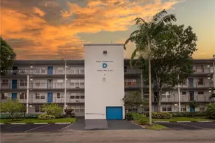 13450 SW 3rd St, Pembroke Pines, FL 33027 - Photo 1