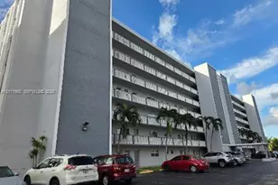 500 NE 12th Ave, Hallandale Beach, FL 33009 - Photo 1