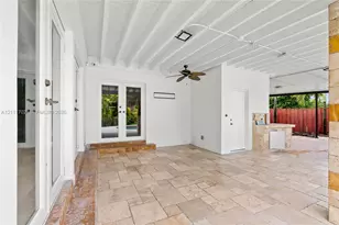 13611 SW 77th St, Miami, FL 33183 - Photo 22