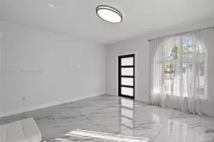 14423 SW 28th St, Miami, FL 33175 - Photo 16
