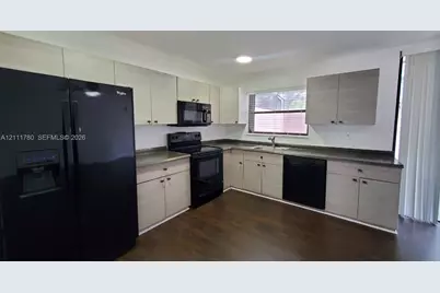 12266 NW 10th St #0, Pembroke Pines, FL 33026 - Photo 6