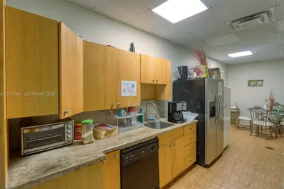 7441 Wayne Ave #4H, Miami Beach, FL 33141 - Photo 34