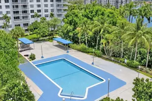 2851 NE 183rd St, Aventura, FL 33160 - Photo 32