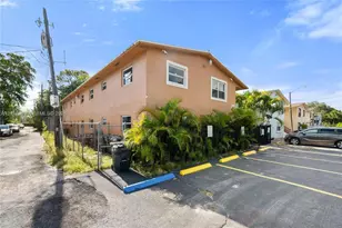 608 SW 16th Ave, Fort Lauderdale, FL 33312 - Photo 8