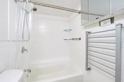900 Atlantic Shores Blvd #101, Hallandale Beach, FL 33009 - Photo 8