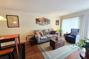 5387 SW 40th Ave, Dania Beach, FL 33314 - Photo 2