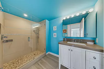 90 Alton Rd #TH-8, Miami Beach, FL 33139 - Photo 18