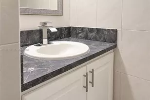 94 Pleasant Hill Ln, Tamarac, FL 33319 - Photo 20