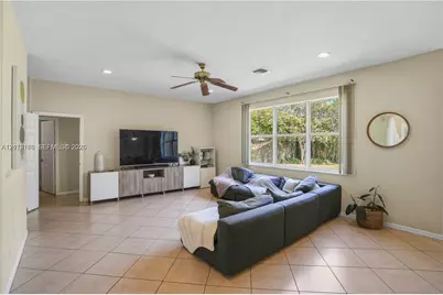 19143 Crystal St, Weston, FL 33332 - Photo 16