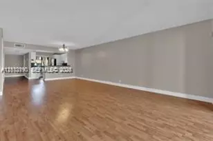440 Lakeview Dr, Weston, FL 33326 - Photo 6