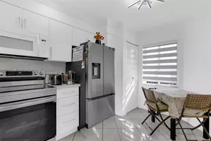 1650 SW 124th Terrace, Pembroke Pines, FL 33027 - Photo 8