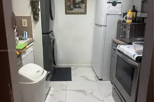 200 NW 107th Ave, Miami, FL 33172 - Photo 6