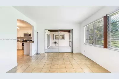 500 NW 96th Ter, Pembroke Pines, FL 33024 - Photo 20