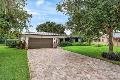 10936 NW 41st Dr, Coral Springs, FL 33065 - Photo 2