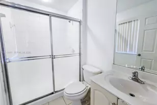 6055 SW 19th Ct, North Lauderdale, FL 33068 - Photo 10