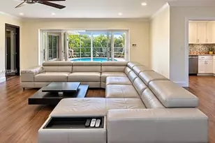 2116 NE 68th St, Fort Lauderdale, FL 33308 - Photo 2