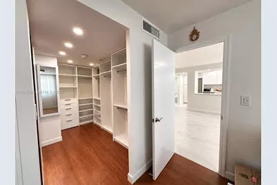 250 174th St #1707, Sunny Isles Beach, FL 33160 - Photo 18