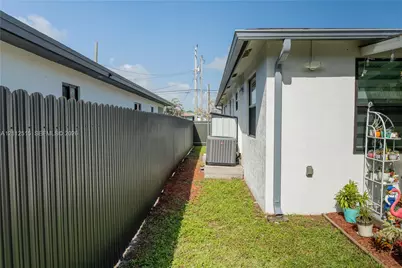 [Address not provided], Hallandale Beach, FL 33009 - Photo 34