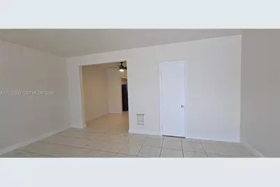 725 83rd St #3, Miami Beach, FL 33141 - Photo 10