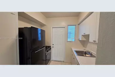 725 83rd St #3, Miami Beach, FL 33141 - Photo 6