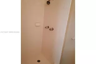 2121 NW 96th Terrace, Pembroke Pines, FL 33024 - Photo 28