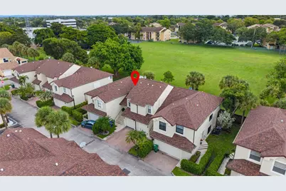 311 SW 95th Ter, Pembroke Pines, FL 33025 - Photo 68