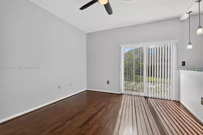 7974 NW 190th Ter, Hialeah, FL 33015 - Photo 10