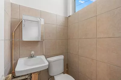 3901 N Andrews Ave #3921 & 3925, Oakland Park, FL 33309 - Photo 22