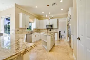 1422 Victoria Isle Dr, Weston, FL 33327 - Photo 18