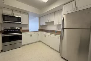 1301 NE Miami Gardens Dr, Miami, FL 33179 - Photo 2
