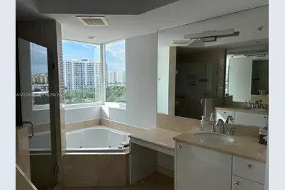 19400 Turnberry Way #612, Aventura, FL 33180 - Photo 24