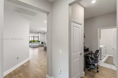 8257 NW 79th Ave, Tamarac, FL 33321 - Photo 10