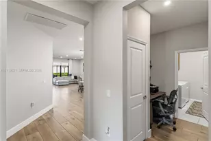 8257 NW 79th Ave, Tamarac, FL 33321 - Photo 10