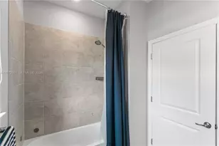 8257 NW 79th Ave, Tamarac, FL 33321 - Photo 14