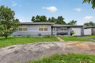 4332 NW 2nd St, Plantation, FL 33317 - Photo 1