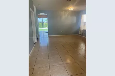 1430 SE 18th Pl, Homestead, FL 33035 - Photo 4