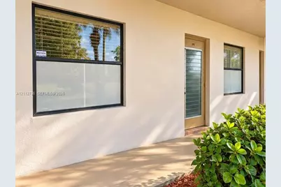 10332 Sunrise Lakes Blvd #103, Sunrise, FL 33322 - Photo 2