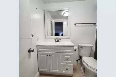 11011 S Lakeview Dr #11011, Pembroke Pines, FL 33026 - Photo 8