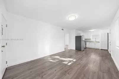 842 SW 3rd St #842, Miami, FL 33130 - Photo 6