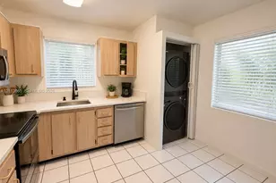 5849 Arthur St, Hollywood, FL 33021 - Photo 4