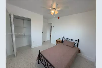 649 SW 7th St #16, Miami, FL 33130 - Photo 10