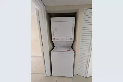 3700 N 56th Ave #1001, Hollywood, FL 33021 - Photo 10