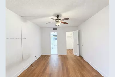 1638 Embassy Dr #306, West Palm Beach, FL 33401 - Photo 12