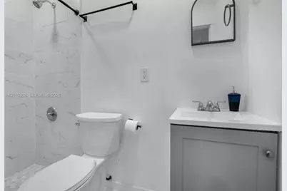 1008 N 18th Ct, Hollywood, FL 33020 - Photo 30