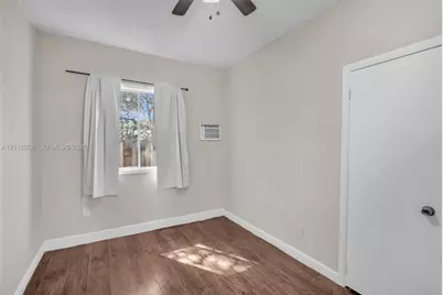 1008 N 18th Ct, Hollywood, FL 33020 - Photo 36