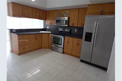 3995 W 9th Ct #28, Hialeah, FL 33012 - Photo 12
