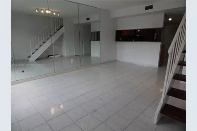 3995 W 9th Ct #28, Hialeah, FL 33012 - Photo 6