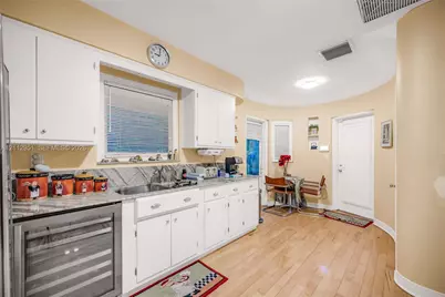 2200 Alhambra Cir, Coral Gables, FL 33134 - Photo 16